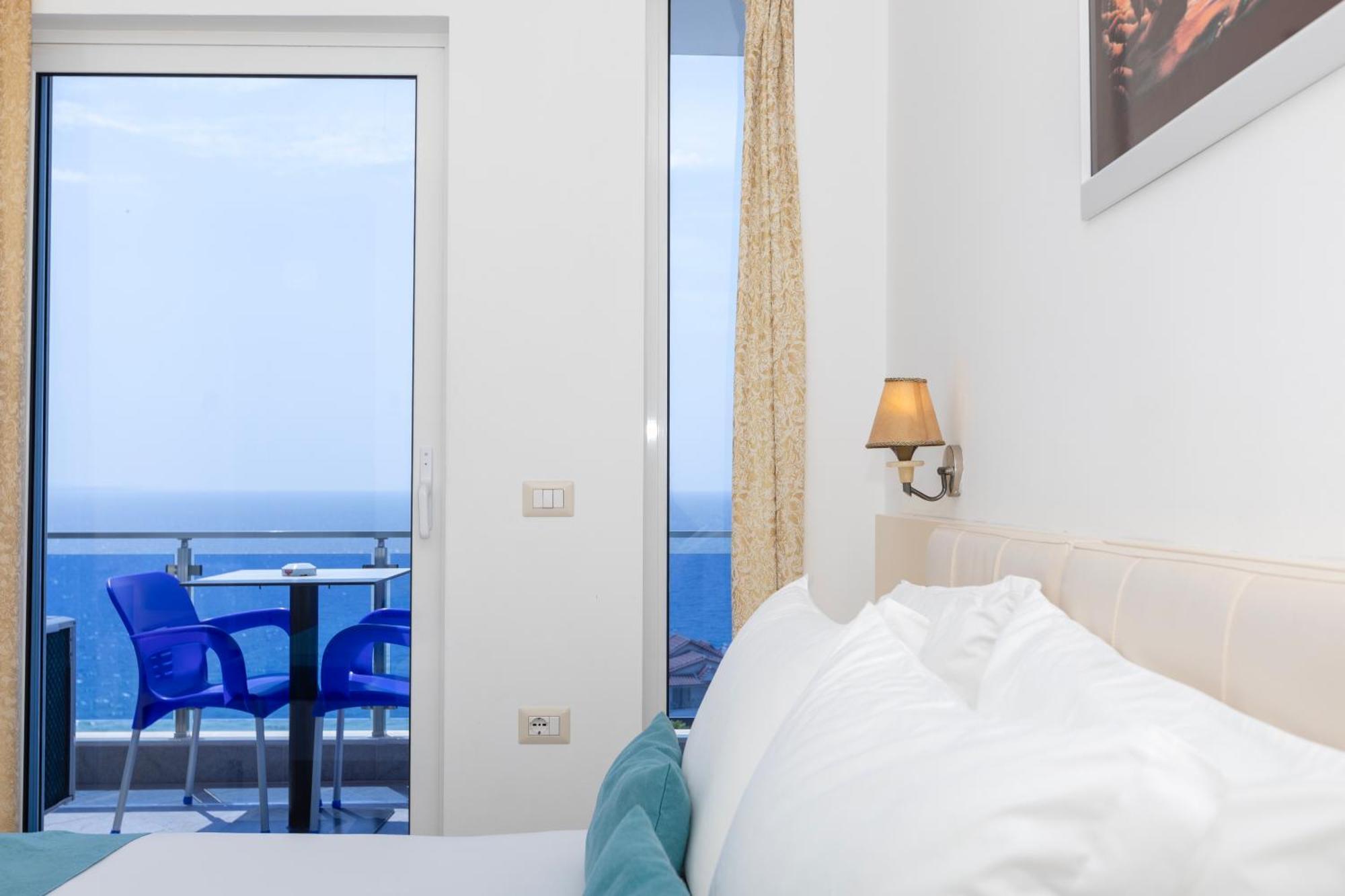 Agel 4* Saranda