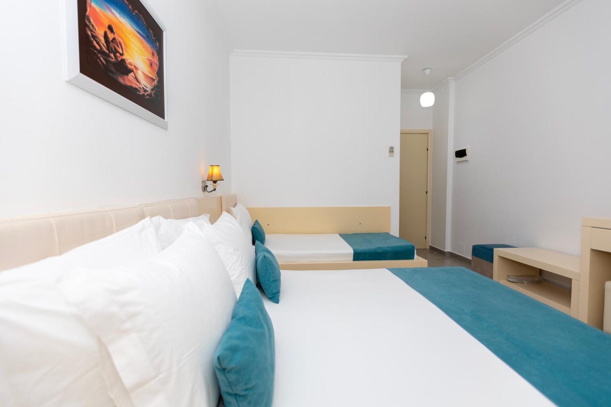 Hotel Agel 4*